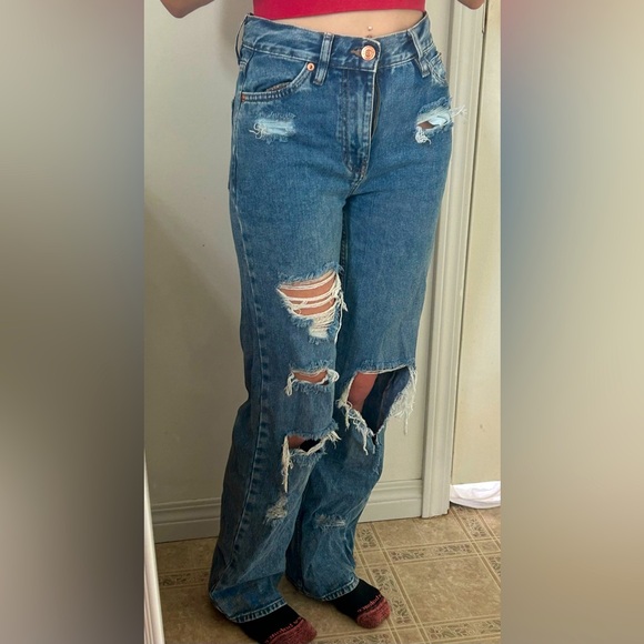 Aeropostale outfitters, size 00, 90s baggy ripped straight leg jeans - Picture 1 of 6